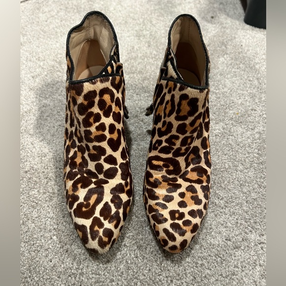 Leopard booties size 7.5 only worn twice. Excellent condition. - Picture 3 of 7